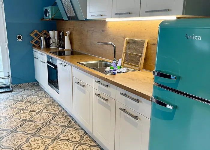 Smucke Reethus Erdgeschoss * Born